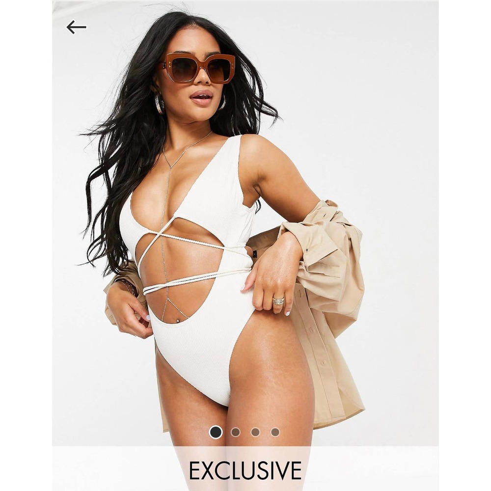 NWT South Beach Cream Ribbed Cut Out One Piece Monokini Size 10